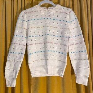 Elegant White Patterned Sweater